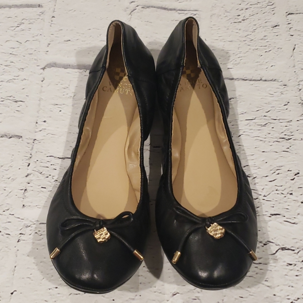 Vince Camuto Ballet flats